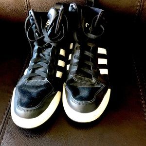 Adidas Men’s Size 10.5 sneakers